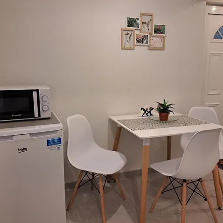 Apartament θ-theta *