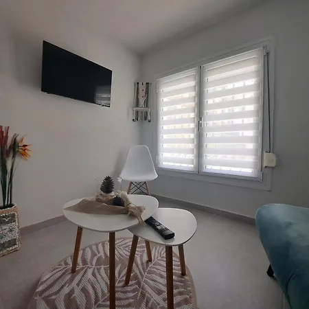 Apartment θ-theta *